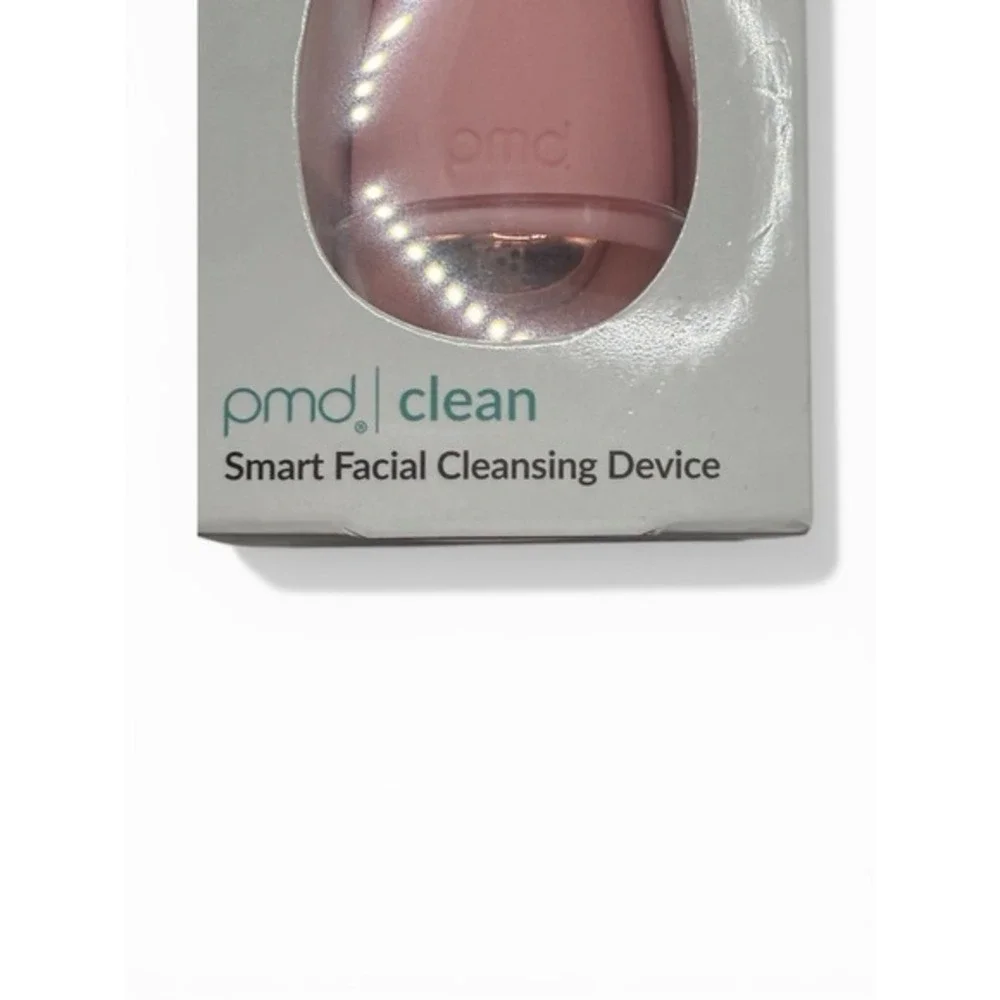 PMD Clean Smart Facial Cleansing Massage Device Silicone Blush New In Box Works